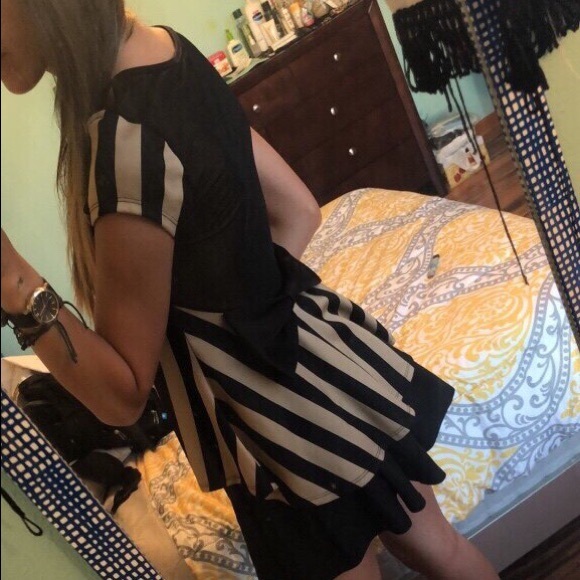 Persaya Black and Gold Striped Bowed Dress Top - Picture 2 of 4